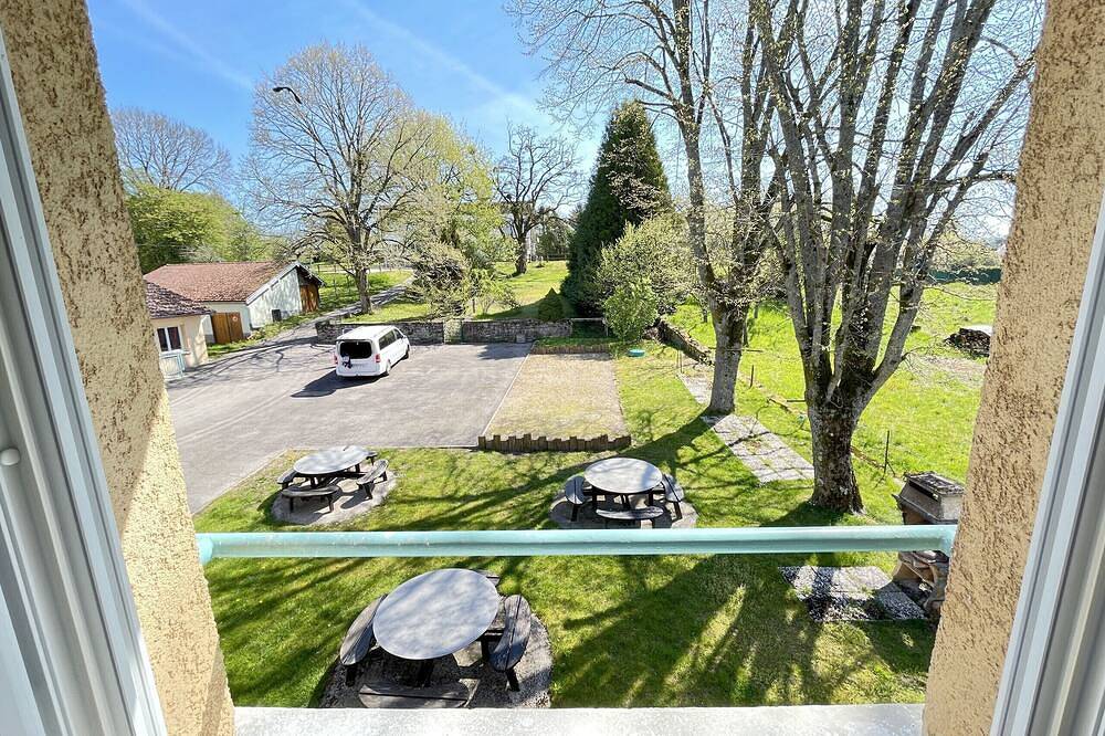 Apartamento entero, Gambetta : Bonito piso situado a 350 metros de las termas (Parking) in La Vôge-les-Bains, Región de Épinal