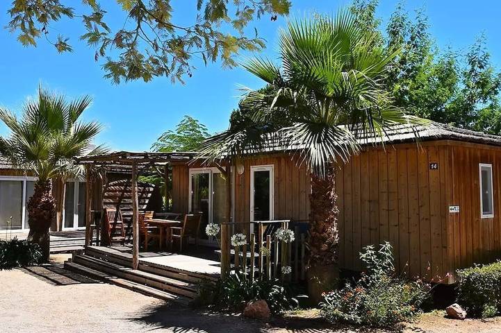 Roulotte 21m² / 1 chambre - Terrasse 3m² 3 personnes in Cavalaire-sur-Mer, Parc national de Port-Cros