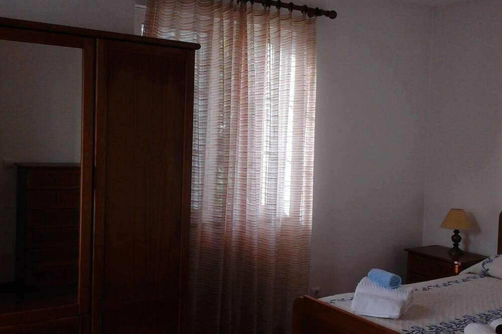 Casa Azul (Casa Azul) in Urzelina, São Jorge