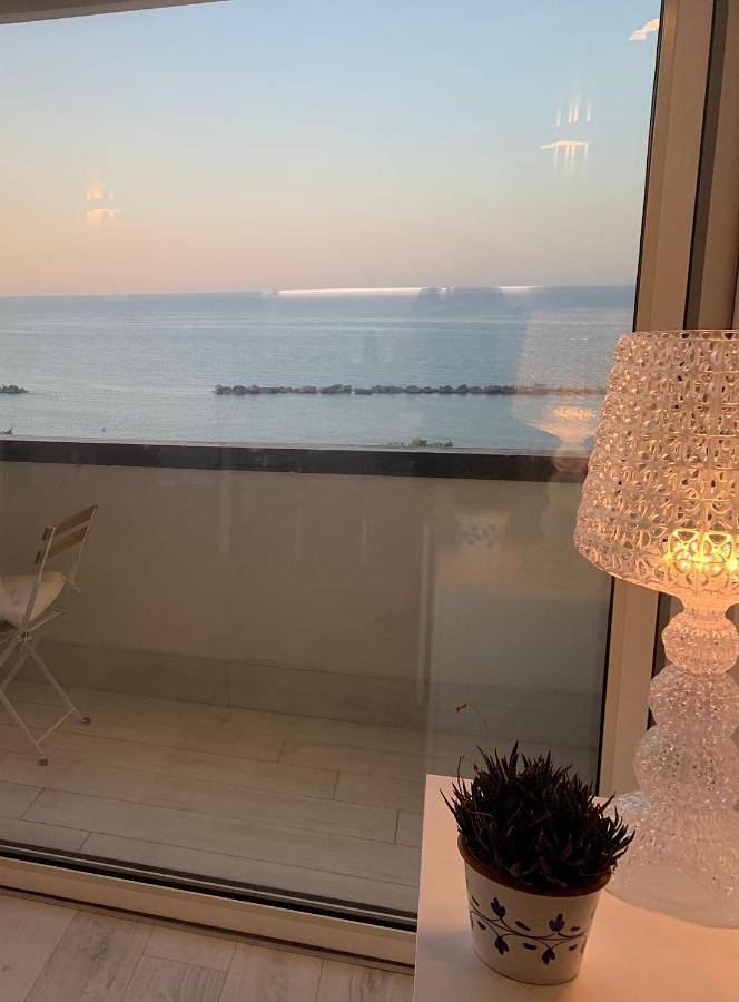 Ganze Wohnung, Splendido appartamento fronte mare in Lido La Perla, Termoli