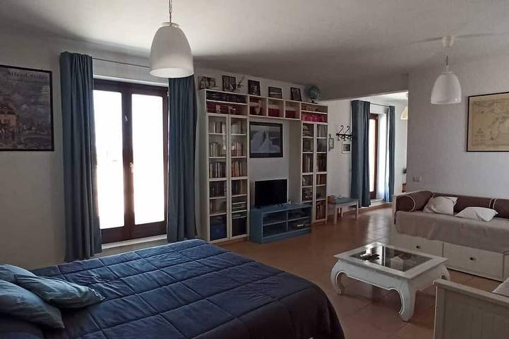Appartamento intero, Nova Siri marina: Attico vista mare,ampio terrazzo, Wi-Fi. Gite e pesca in barca in Nova Siri, Golfo di Taranto