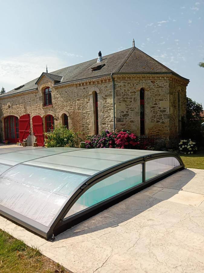 Chambre d’hôte pour 2 personnes, avec Terrasse et Jacuzzi ainsi que Jardin et Piscine