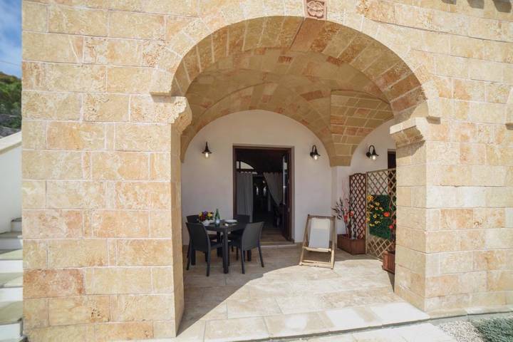 Entire apartment, Apartment 'Kambusa - Pozzo Pasulo - D' with Sea View, Wi-Fi and Air Conditioning in Torre Vado, Gulf of Taranto