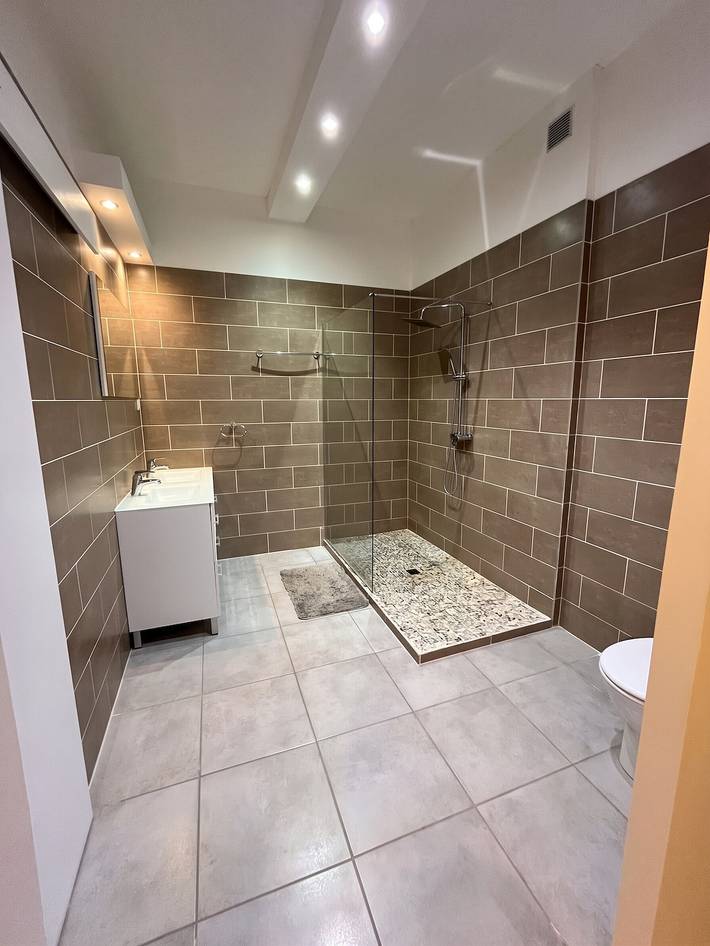 Appartamento intero, Appartamento confortevole con piscina a Deshaies 60 m² in Deshaies, Guadalupa