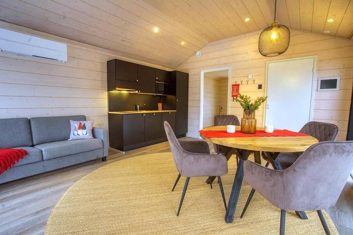 Location de vacances pour 2 personnes, avec vue sur le lac et vue ainsi que jardin et sauna dans Laponie - 3