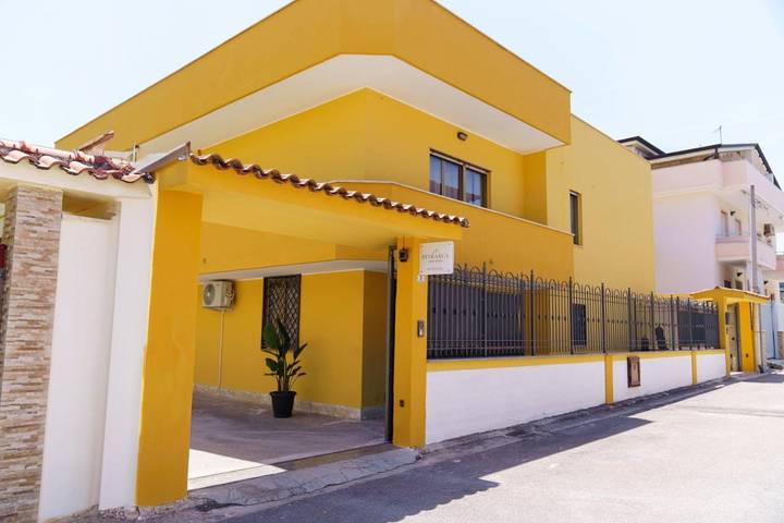 Appartamento per 6 persone, con Terrazza e Giardino nonché Panorama a Mondragone