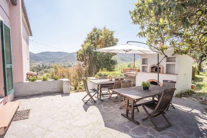 Ganze Ferienwohnung, Ferienwohnung für 7 Personen mit Garten in Portoferraio, Nationalpark Toskanischer Archipel