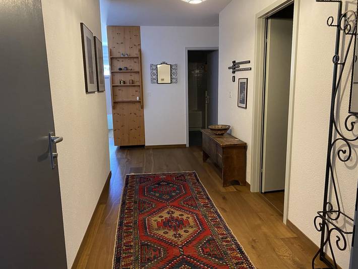 Ganze Ferienwohnung, Tga Rundigna - 3 Zimmerwohnung - 4 Betten in Surses, Albula