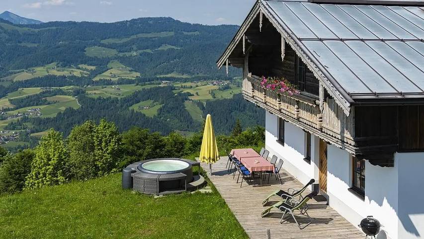 Hütte für 8 Personen, mit Balkon in Kössen - 2