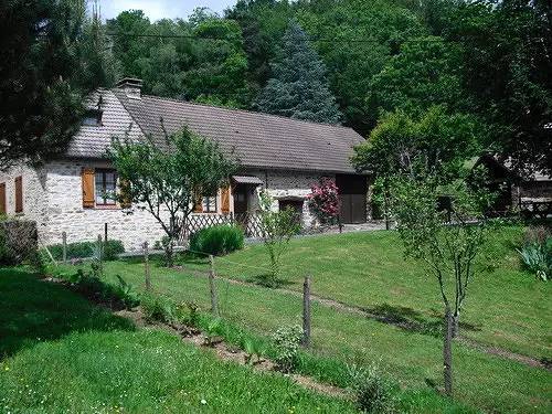 Gîte de France 5 personnes in Sainte-Fortunade, Région de Tulle