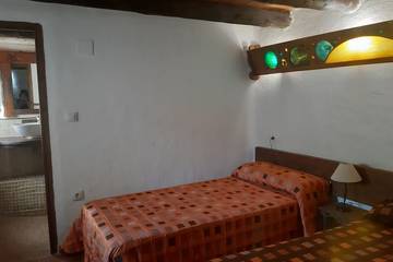 Casa Rural para 12 Personas en Yeste, Los Calares del Mundo y de la Sima, Foto 1