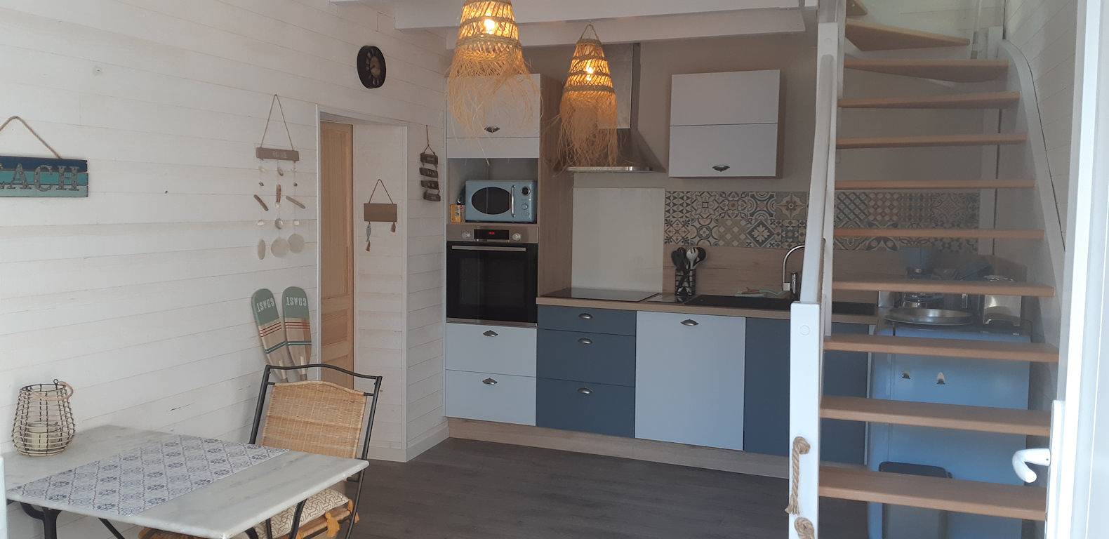 "La Mer Bohème", patio, parking privé, 5 mn plage in Le Portel, Région de Boulogne-sur-Mer