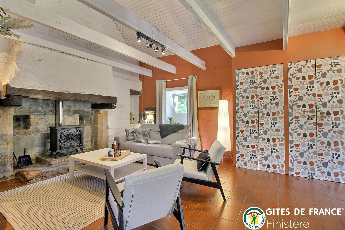 Maen Melen Bras in Logonna-Daoulas, Brest region