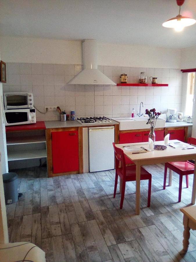 Appartement entier, One-Bedroom Apartment in Mirepoix, Ariège