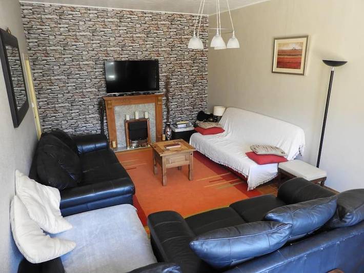 Location de vacances pour 10 personnes, avec jardin et vue, animaux acceptés à Belle-Isle-en-Terre - 2