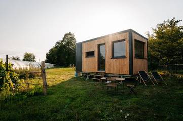 Gîte pour 3 personnes, avec vue et jardin à Bruailles