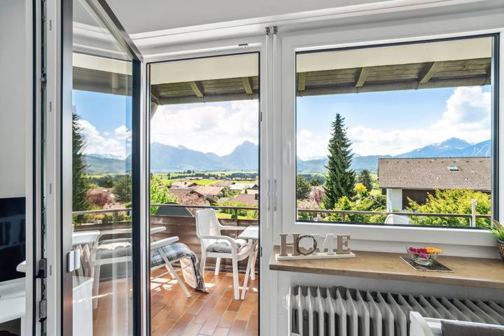 Ferienwohnung für 7 Personen, mit Balkon und Garten sowie Seeblick am Hopfensee - 2