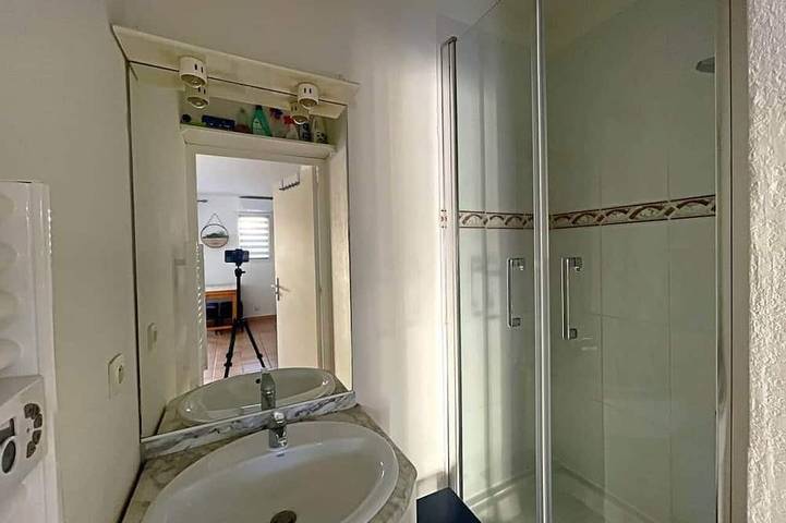 Gîte pour 4 personnes, avec piscine dans Plage du Port (Les Saintes-Maries-de-la-Mer) - 3