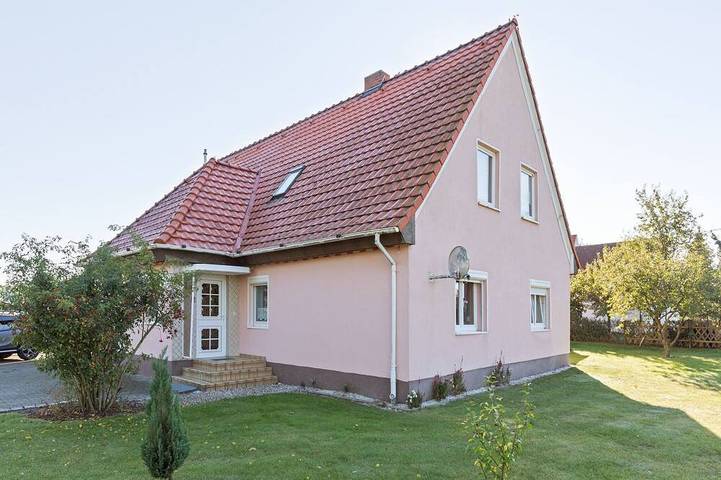 Ferienwohnung für 2 Personen, mit Pool und Garten sowie Terrasse