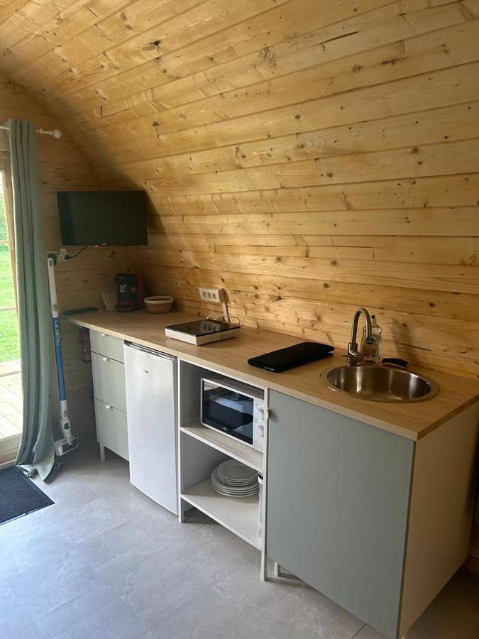 Tente pour 4 personnes, avec terrasse ainsi que vue et jardin dans les Ardennes - 2