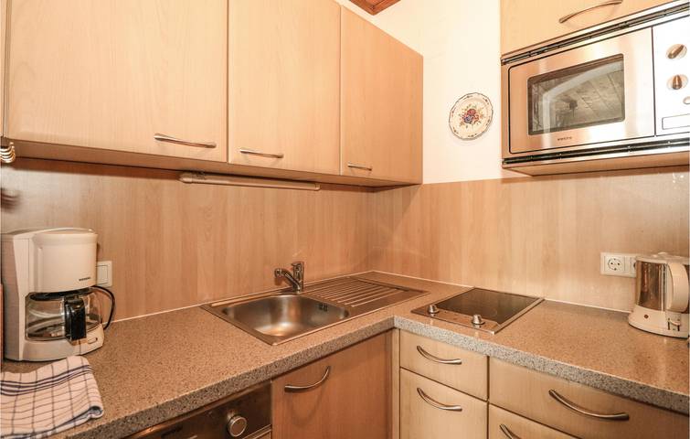 Ganze Ferienwohnung, Gemütliche Ferienwohnung mit Garten, WLAN und Parkplatz in der Nähe des Skigebiets in Sankt Johann in Wagrain, Ski Amadé