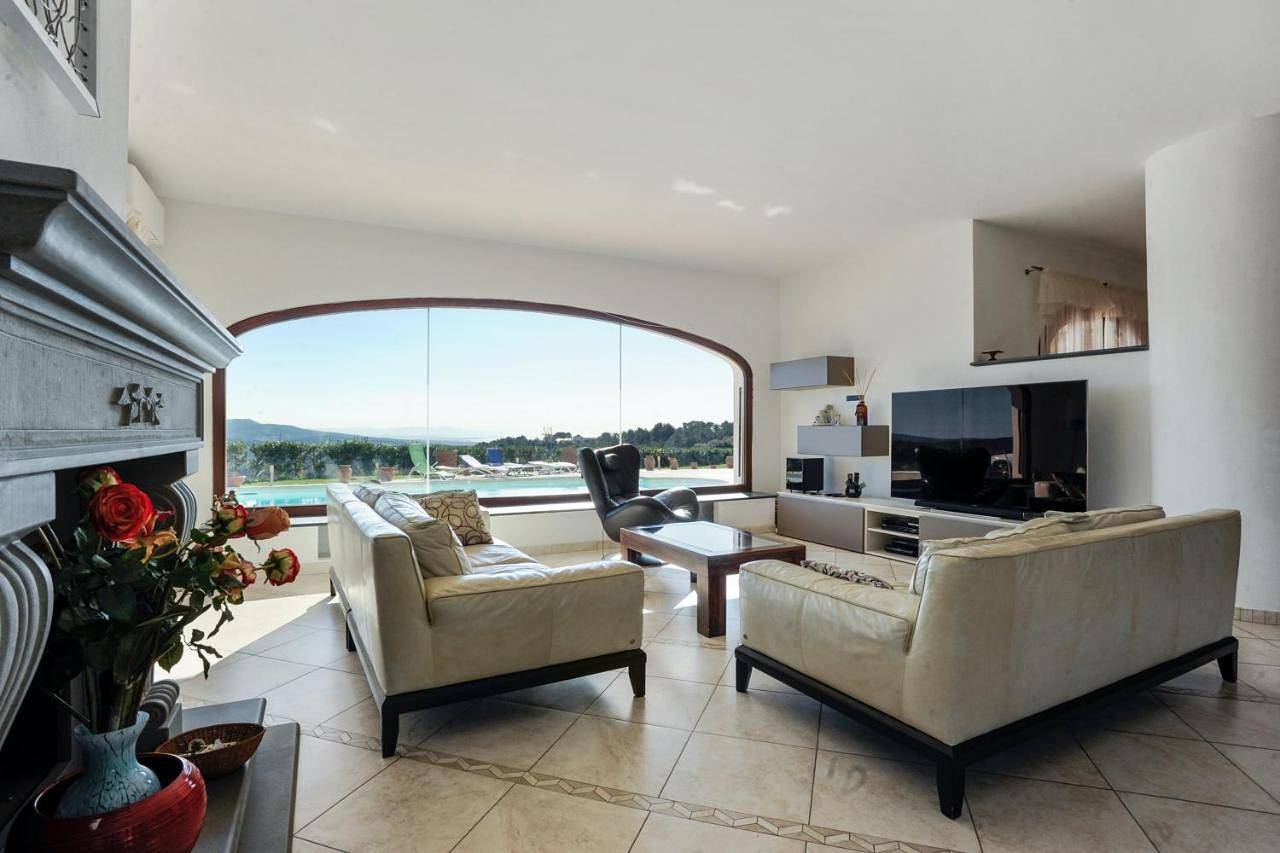 Contemporary Villa in Castellaccio with Private Pool in Livorno, Costa degli Etruschi