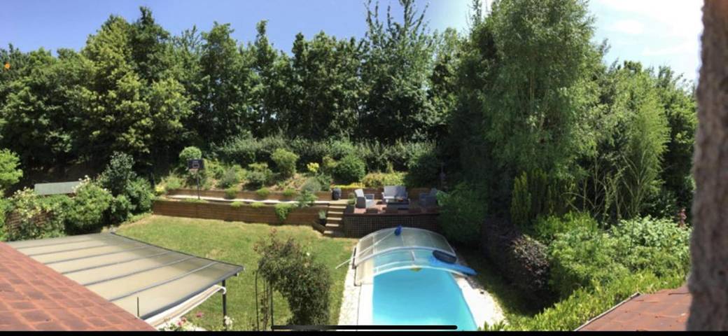 Apartamento de vacaciones para 2 personas, con piscina además de vistas y jardín - 1