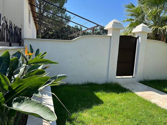Villa pour 4 personnes, avec terrasse et piscine ainsi que jacuzzi et jardin dans le Vaucluse - 4