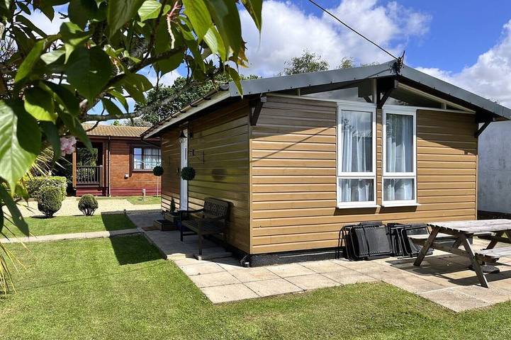 Log cabin for 3 people, with garden - 1
