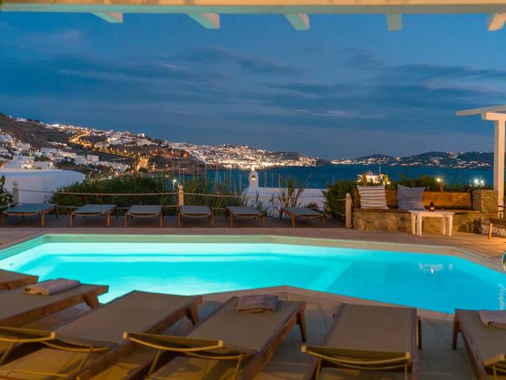 Hôtel pour 2 personnes, avec Terrasse et Jardin ainsi que Piscine et Vue