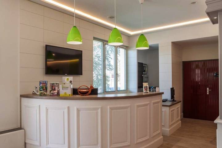 Hôtel pour 2 personnes, avec terrasse, animaux acceptés à Chenôve - 4