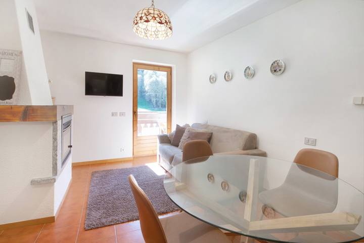 Ganze Wohnung, Apartment 'Cima De' Piazzi 2' mit Bergblick, Balkon und Wlan in Isolaccia, Valdidentro