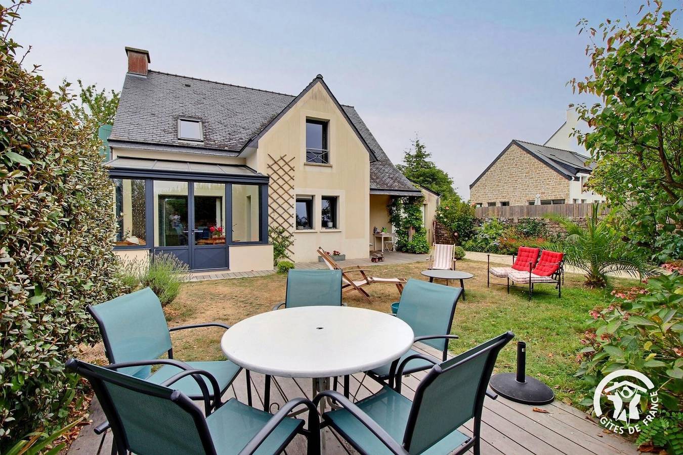 Ker Malou in Locmariaquer, Côte des Mégalithes