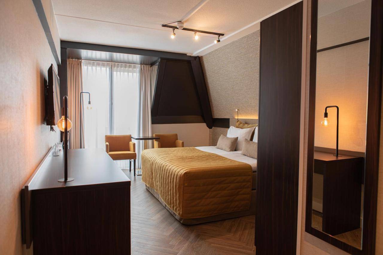 Grand Hotel Beatrix in Den Helder, Noord-Holland - Nordseeküste