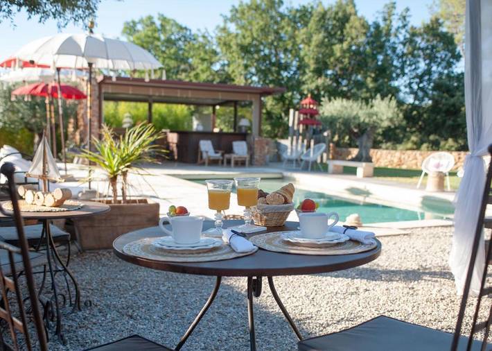 Chambre d’hôte pour 2 personnes, avec piscine ainsi que jardin et vue, animaux acceptés à Les Arcs (Var) - 4