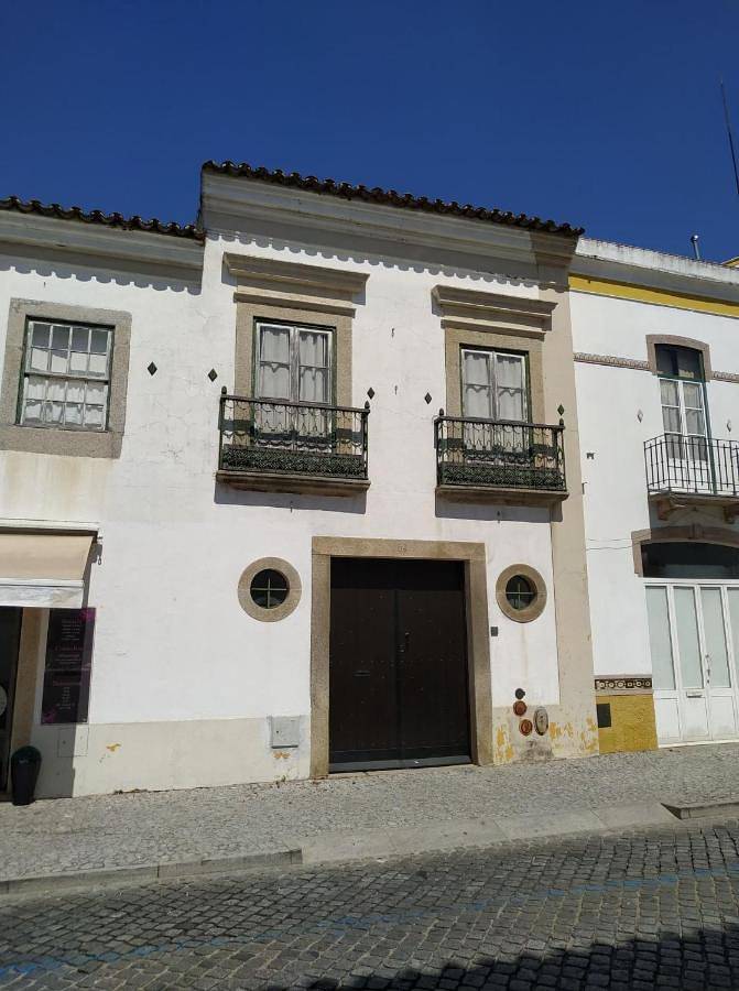 Maison d’hôte pour 8 personnes, avec terrasse à Évora