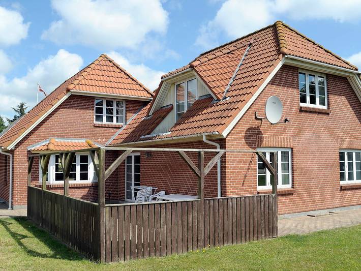 Ferienhaus für 14 Personen, mit Whirlpool und Terrasse in Blavand - 2