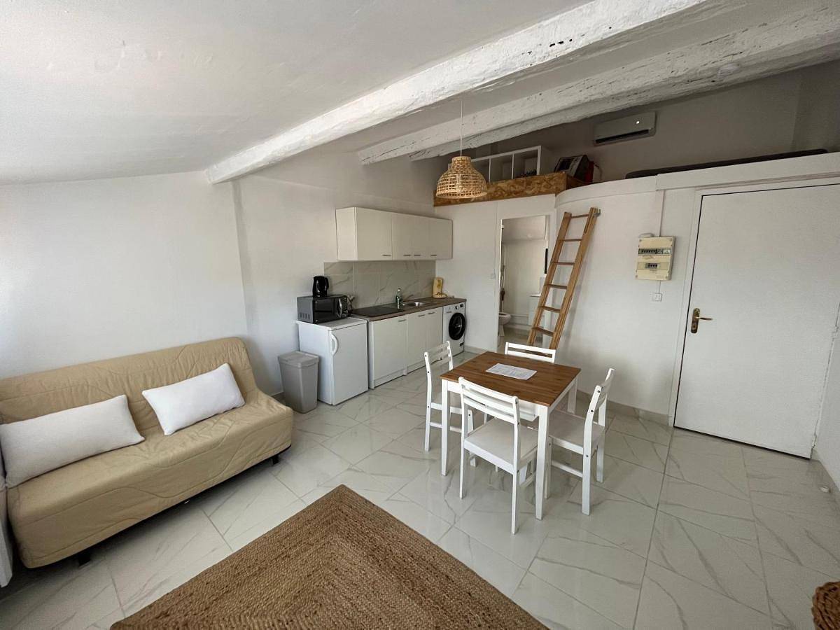 Appartement entier, One-Bedroom Apartment in Les Arcs (Var), Région de Draguignan