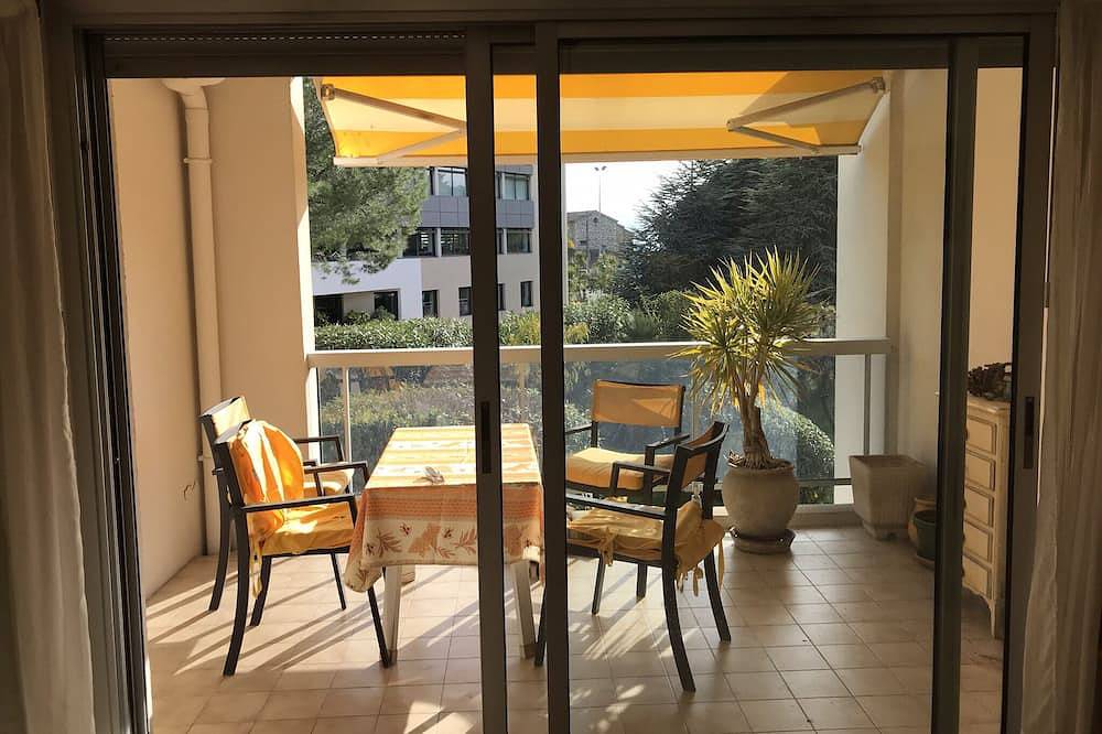 Appartement entier, Appartement front de mer jardin Cagnes sur Mer Côte d'azur<br> in Cros de Cagnes, Cagnes-sur-Mer