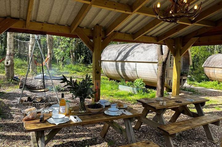 Glamping for 4 people in Brecon Beacons