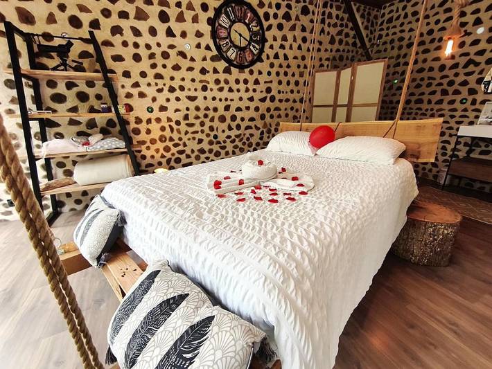 Maison de vacances pour 2 personnes, avec jardin ainsi que sauna et jacuzzi en Bourgogne