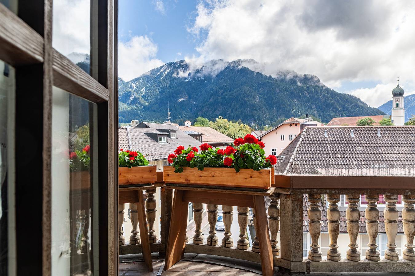 Gästezimmer "König-Max-ll" und "Ludwig-Thoma" in Oberammergau, Bayerische Alpen