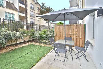 Maison De Vacances pour 7 Personnes dans Sartrouville, Yvelines, Photo 1