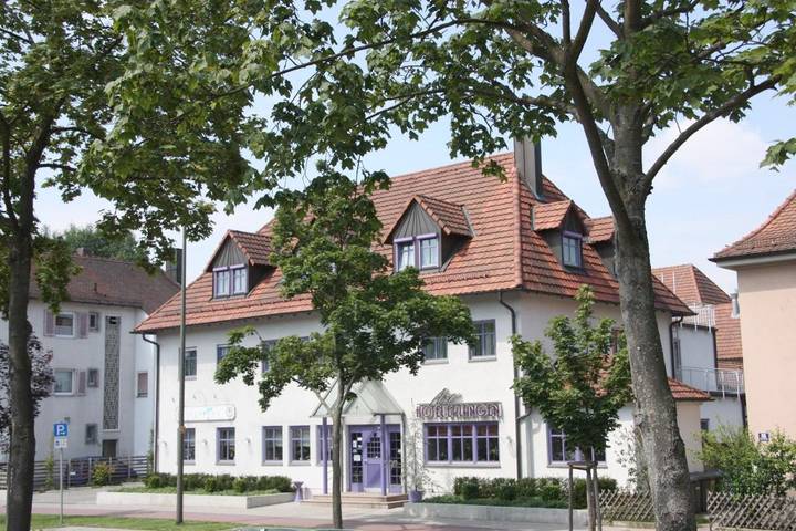 Hotel, mit Terrasse und Garten sowie Sauna und Ausblick in Erlangen