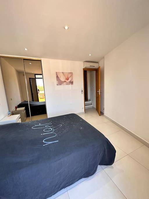 Gîte pour 4 personnes, avec terrasse à Fourques - 4