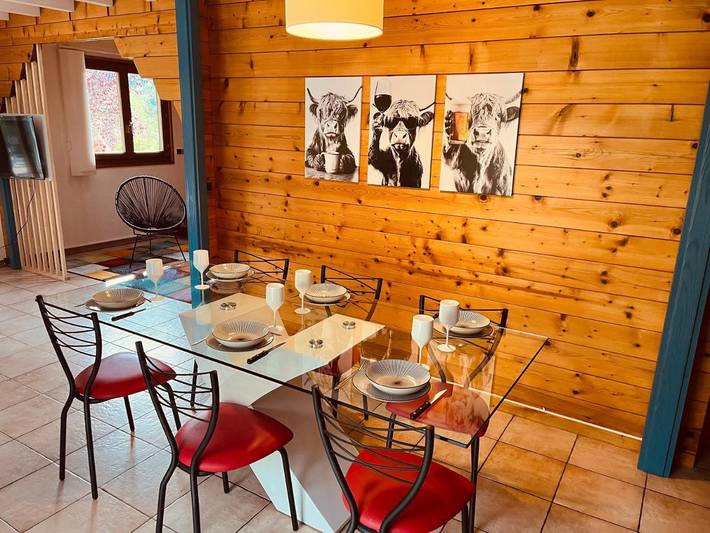 Gîte pour 6 personnes, avec vue et jardin à Dingy-Saint-Clair - 3