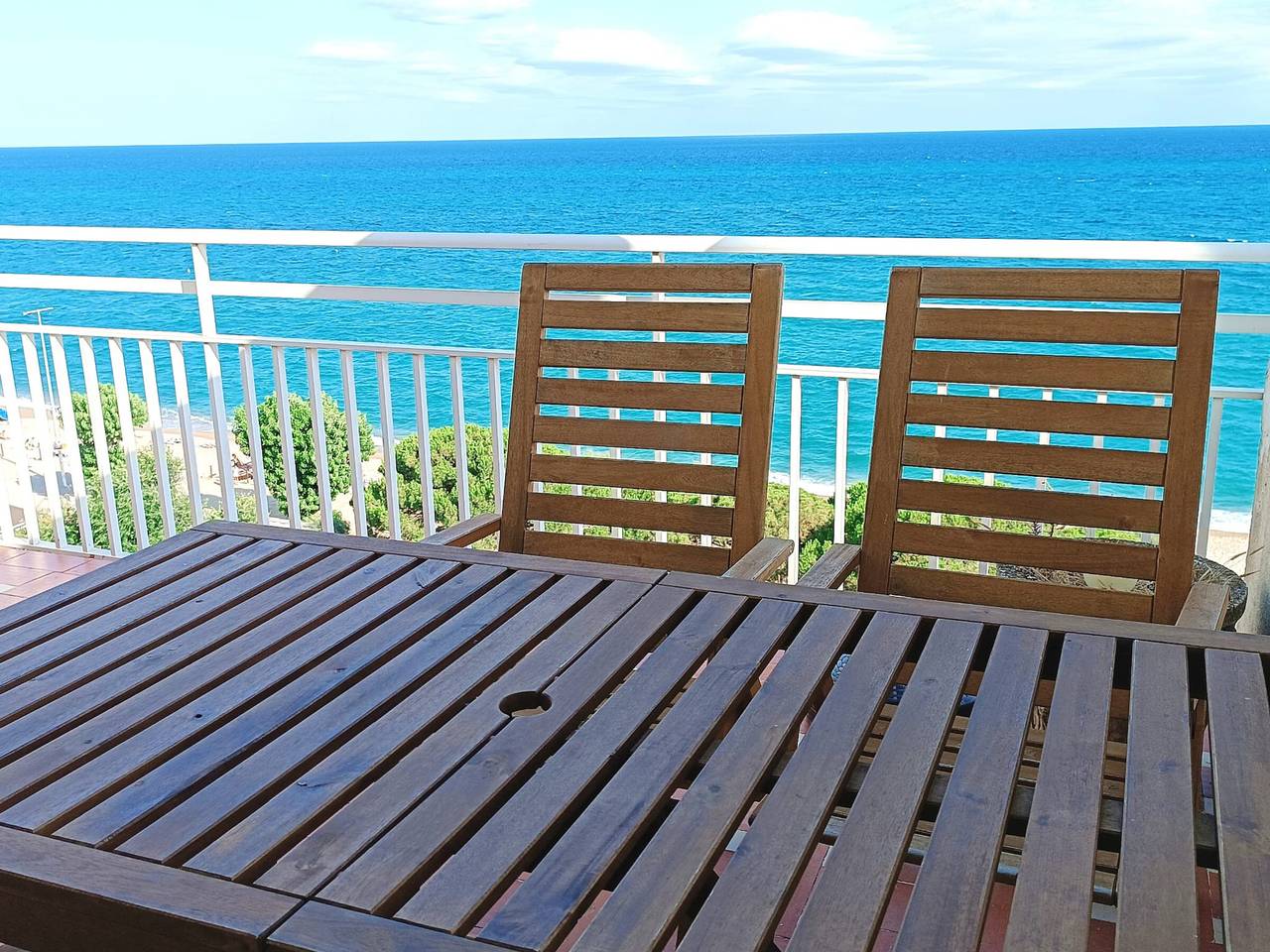 Appartement entier, Appartement familial à Pineda de Mar, 3 chambres, 6 pers, terrasse vue mer in Pineda de Mar, Costa del Maresme