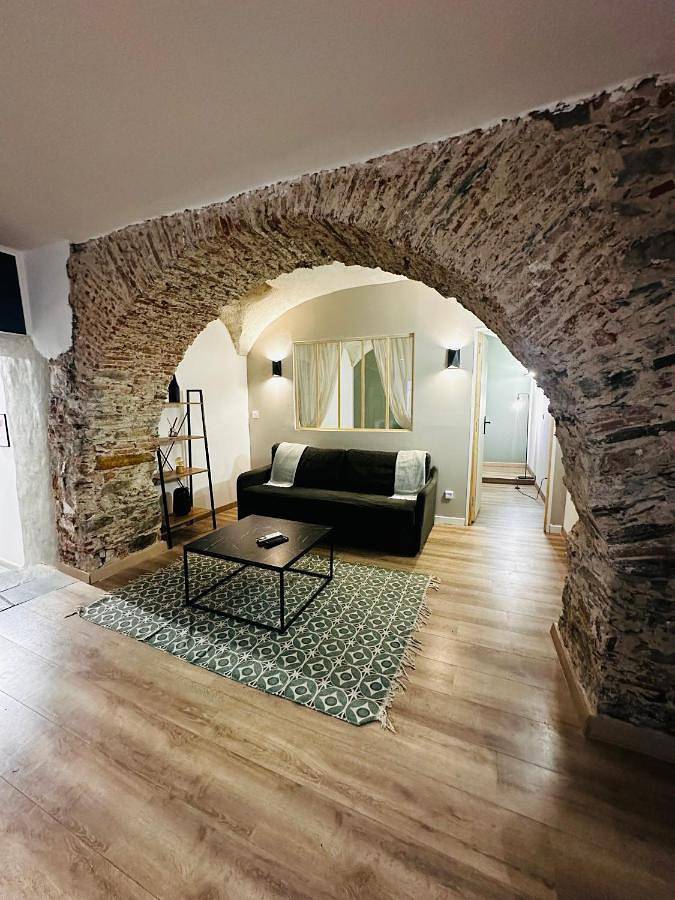 Gîte pour 2 personnes, avec vue dans Cinema Le Studio Bastia - 2