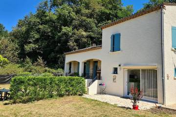 Chambre d’hôte pour 2 personnes, avec jardin à Frayssinet-le-Gélat