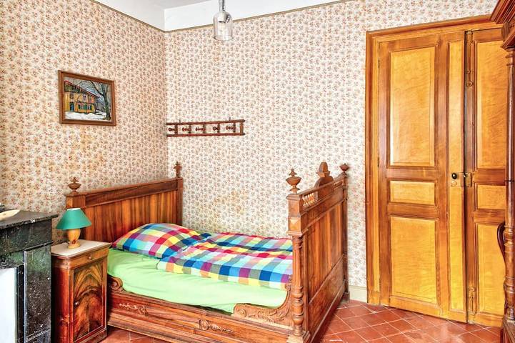 Vieux de 200 ans, grande maison de ville avec terrasse romantique in Sigean, Côte méditerranéenne (France)